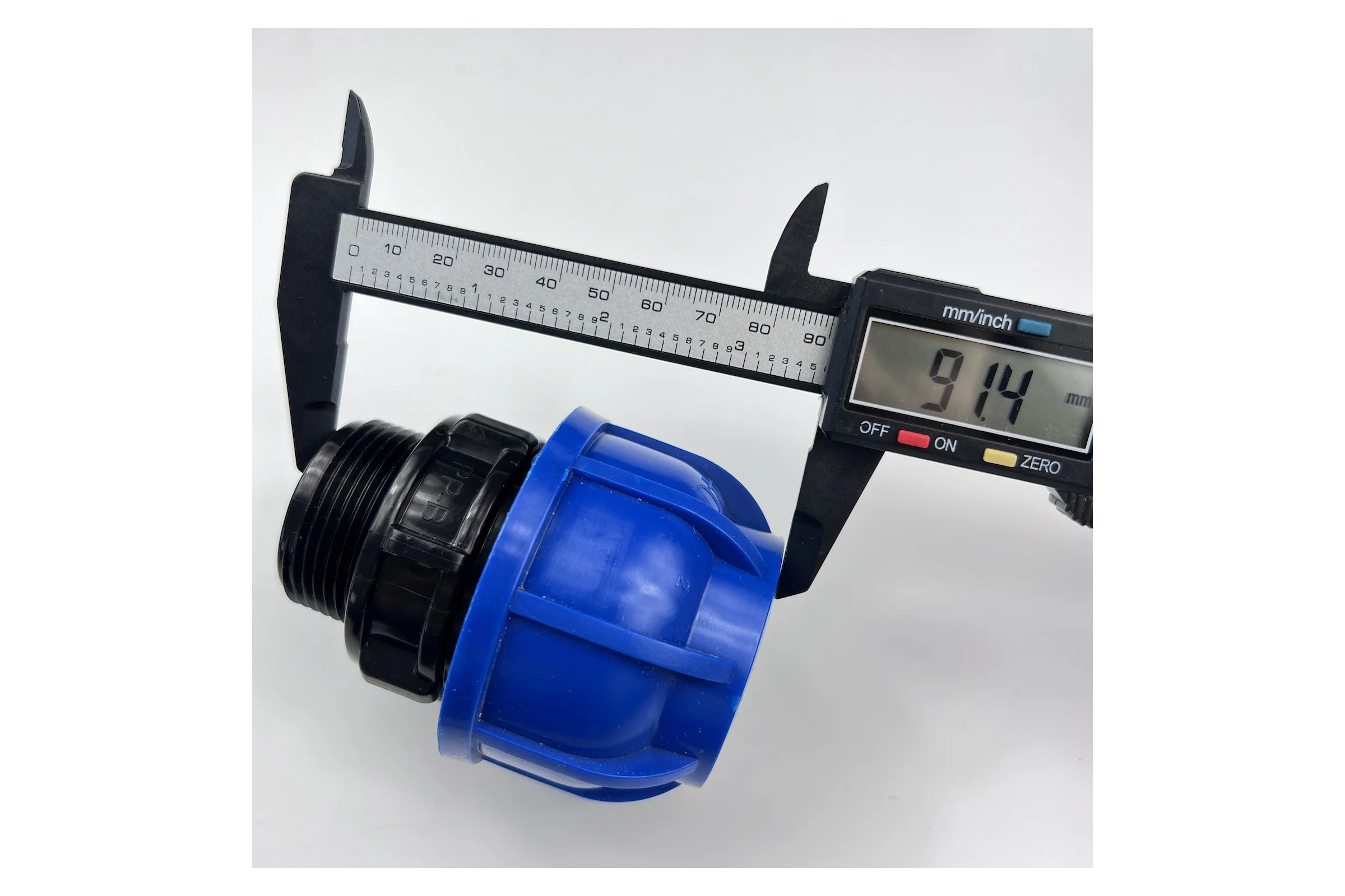 Муфта ПНД соединительная 40 - НР 1 1/4" Boutte 2229149