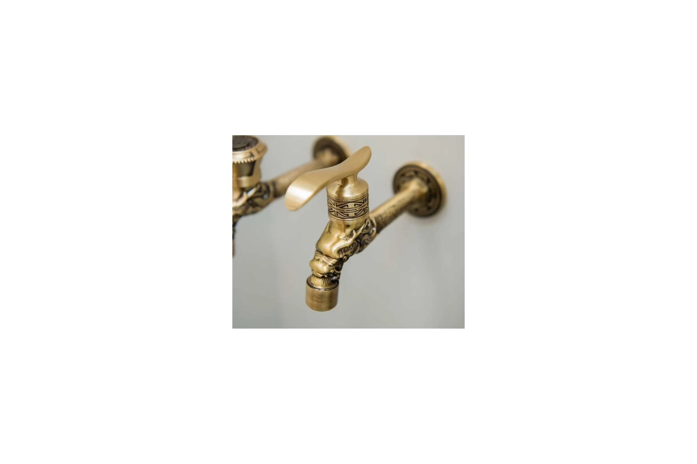 Сливной кран BRONZE DE LUXE длинный, насадка-рассекатель 21595/1