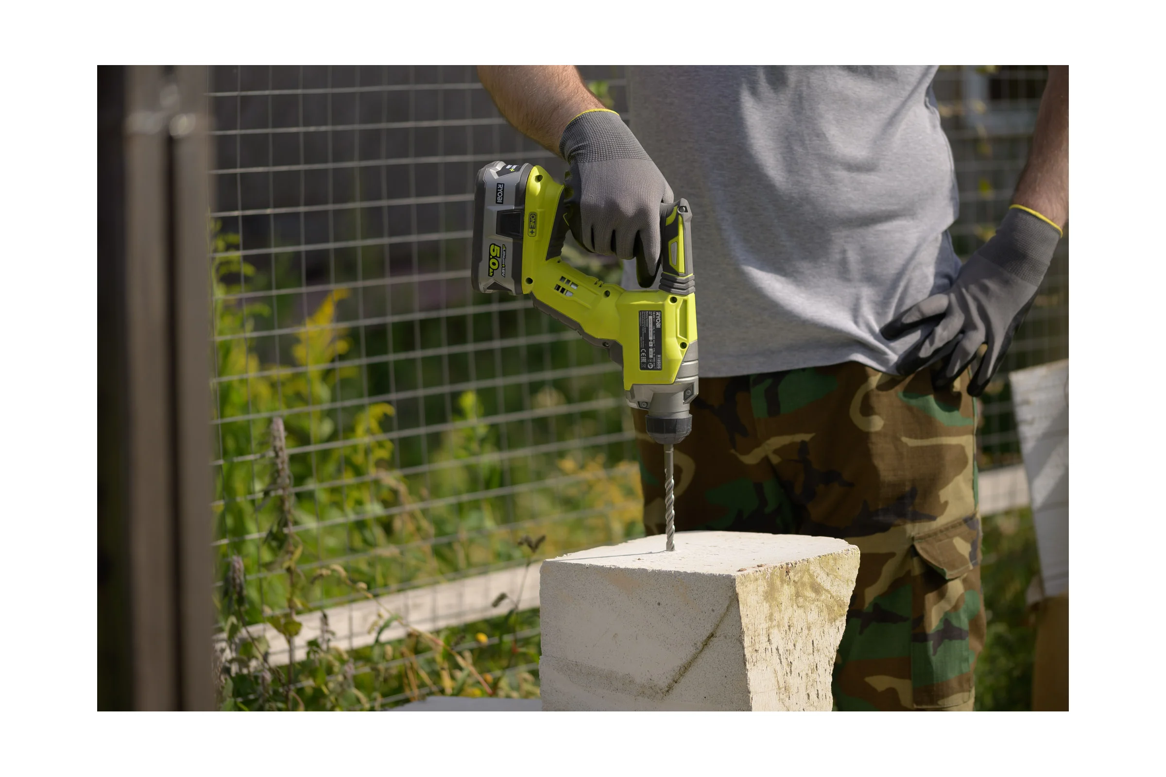 Перфоратор Ryobi ONE+ R18SDS-0 5133002305