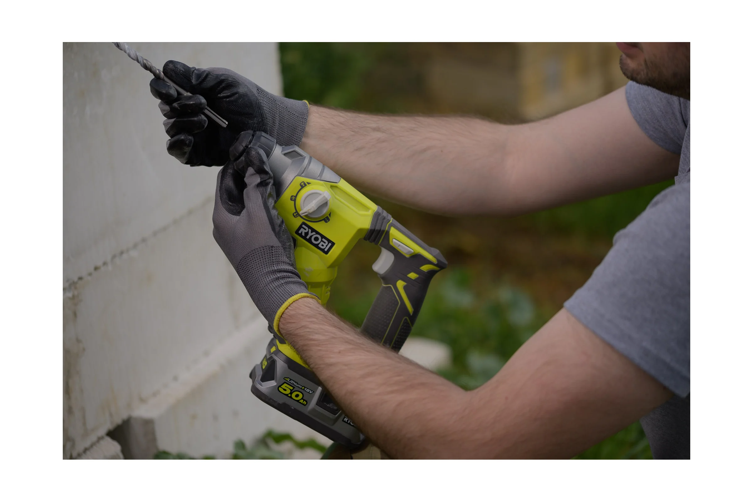 Перфоратор Ryobi ONE+ R18SDS-0 5133002305