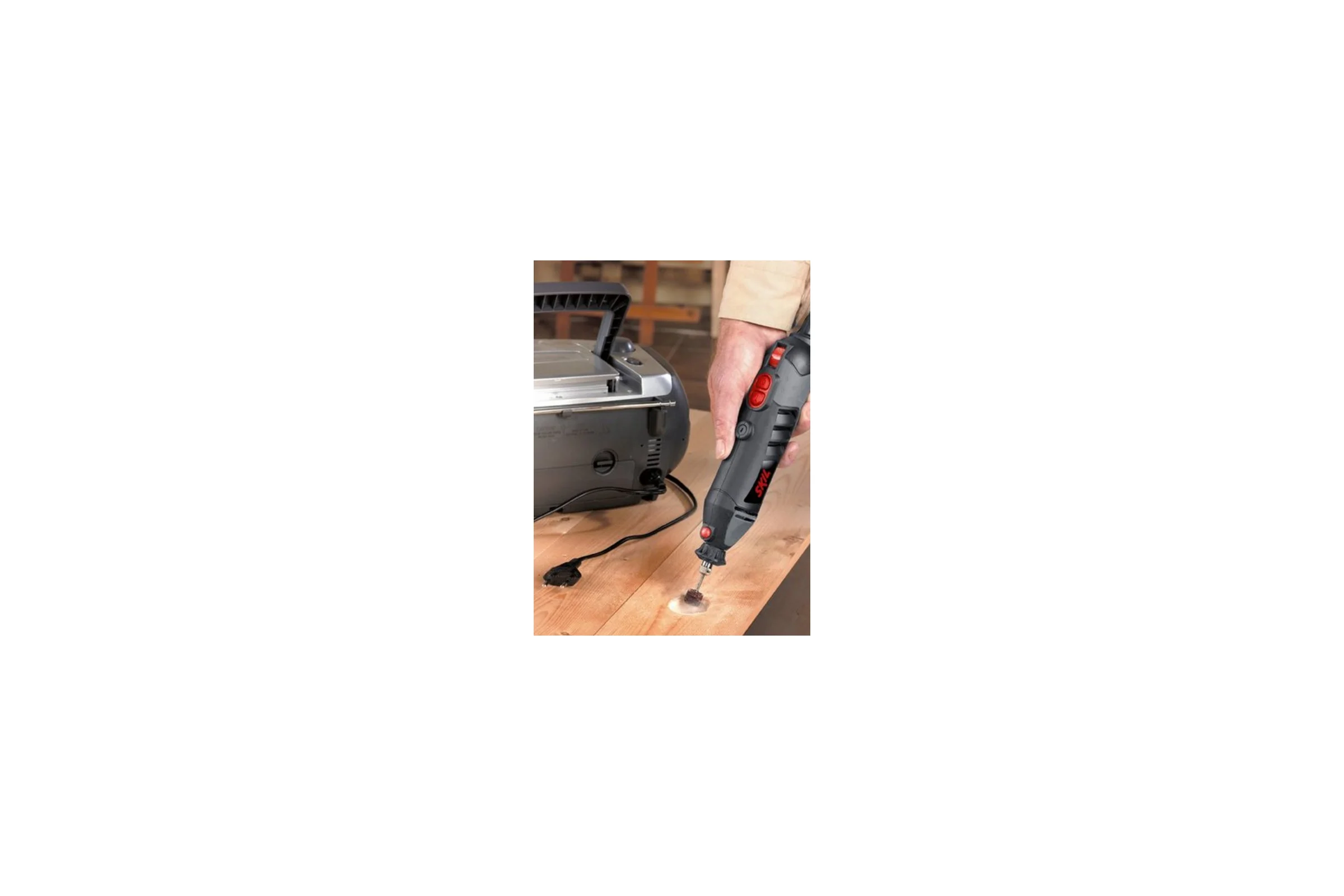 Прямая многоцелевая шлифмашина SKIL 1415LC F0151415LC