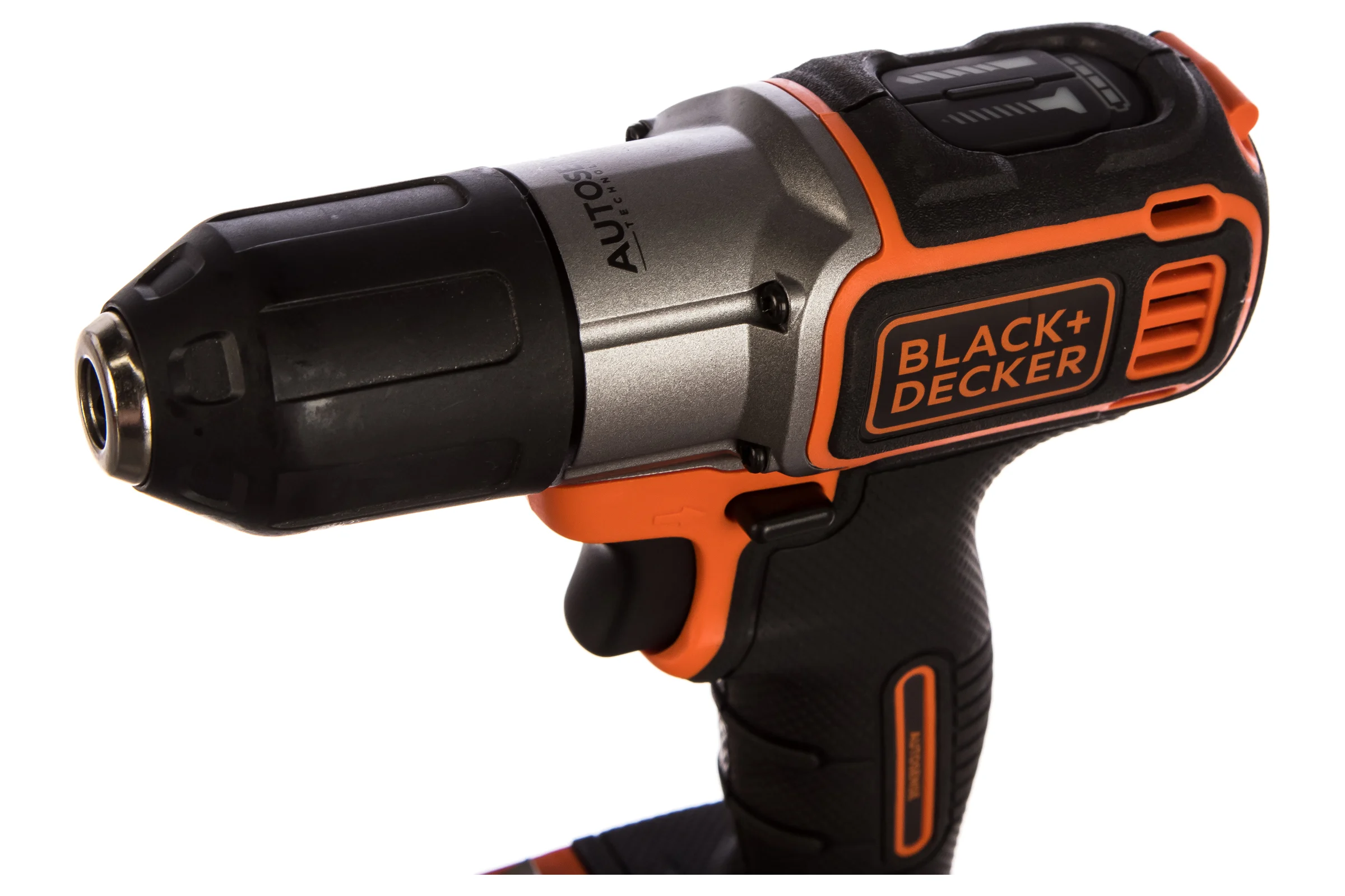 Аккумуляторная дрель-шуруповерт Black+Decker ASD18KB