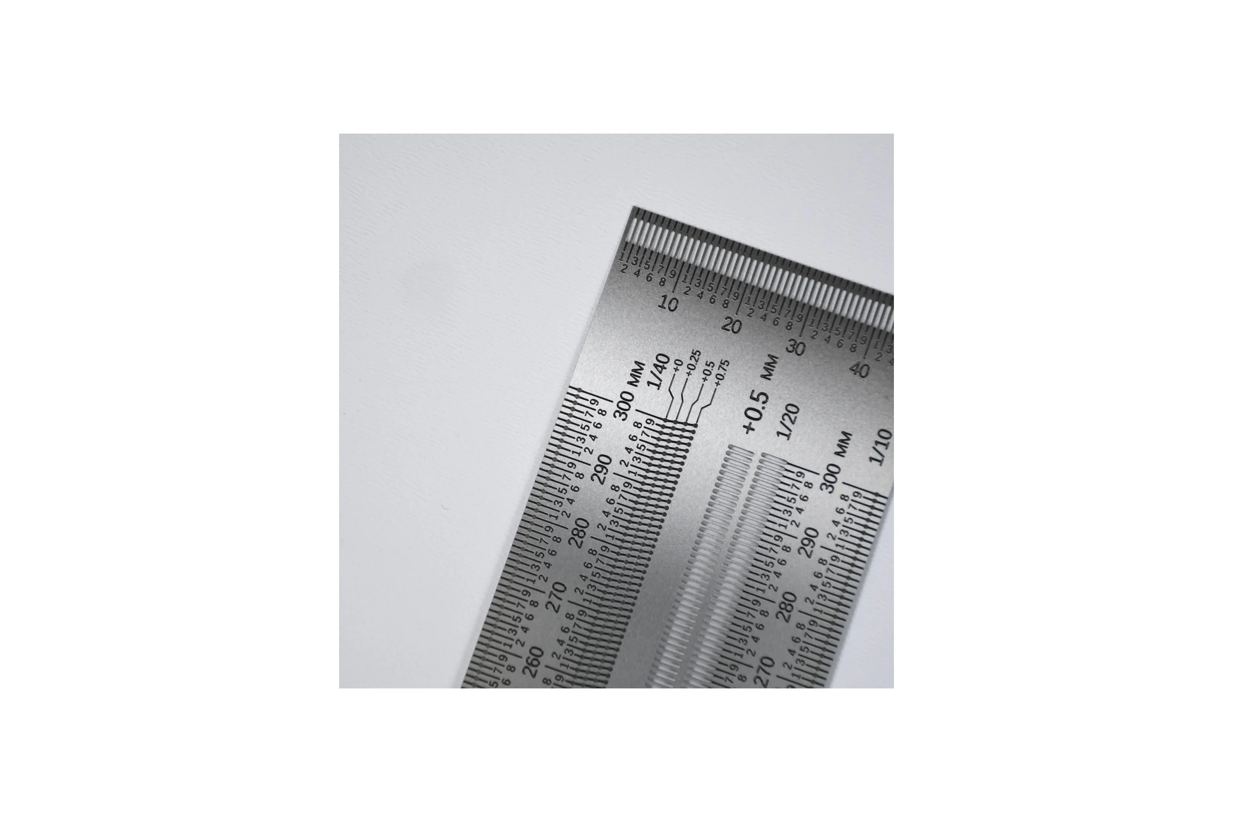 Линейка GOLDRATIO t-rule 300 мм, с карандашом М00021518