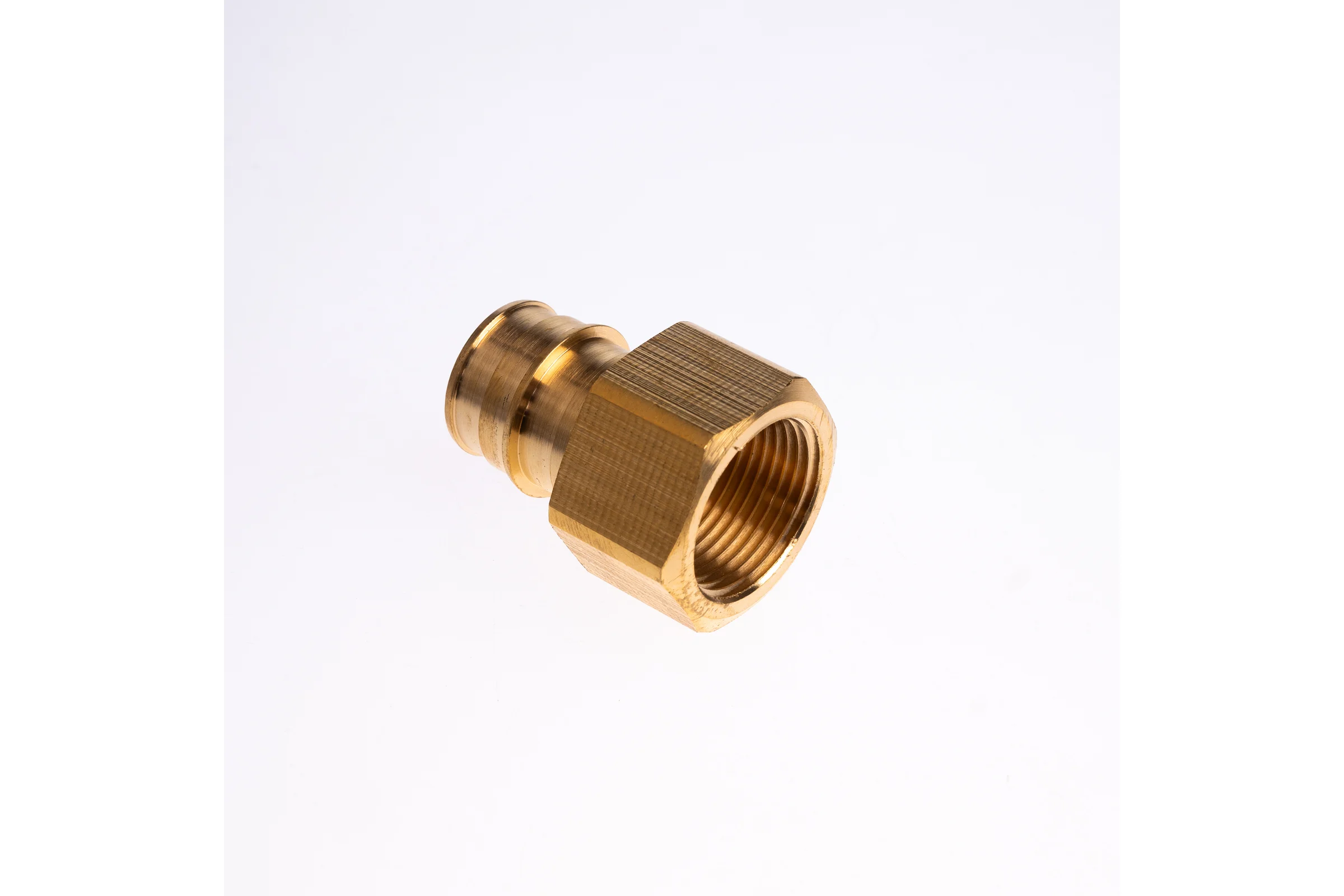 Муфта PE-X HG латунь Дн 25x3/4" ВР (QE) 1892921