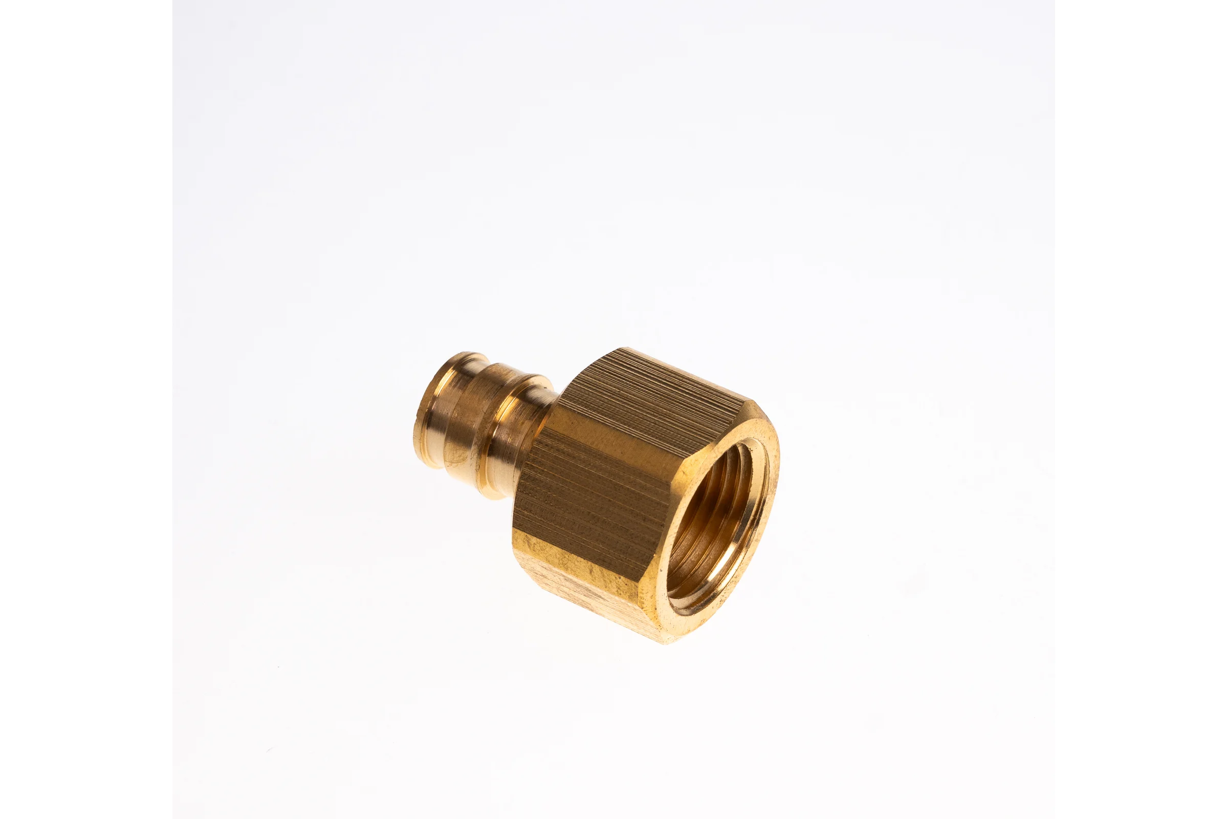 Муфта PE-X HG латунь Дн 16x1/2" ВР (QE) 1892860