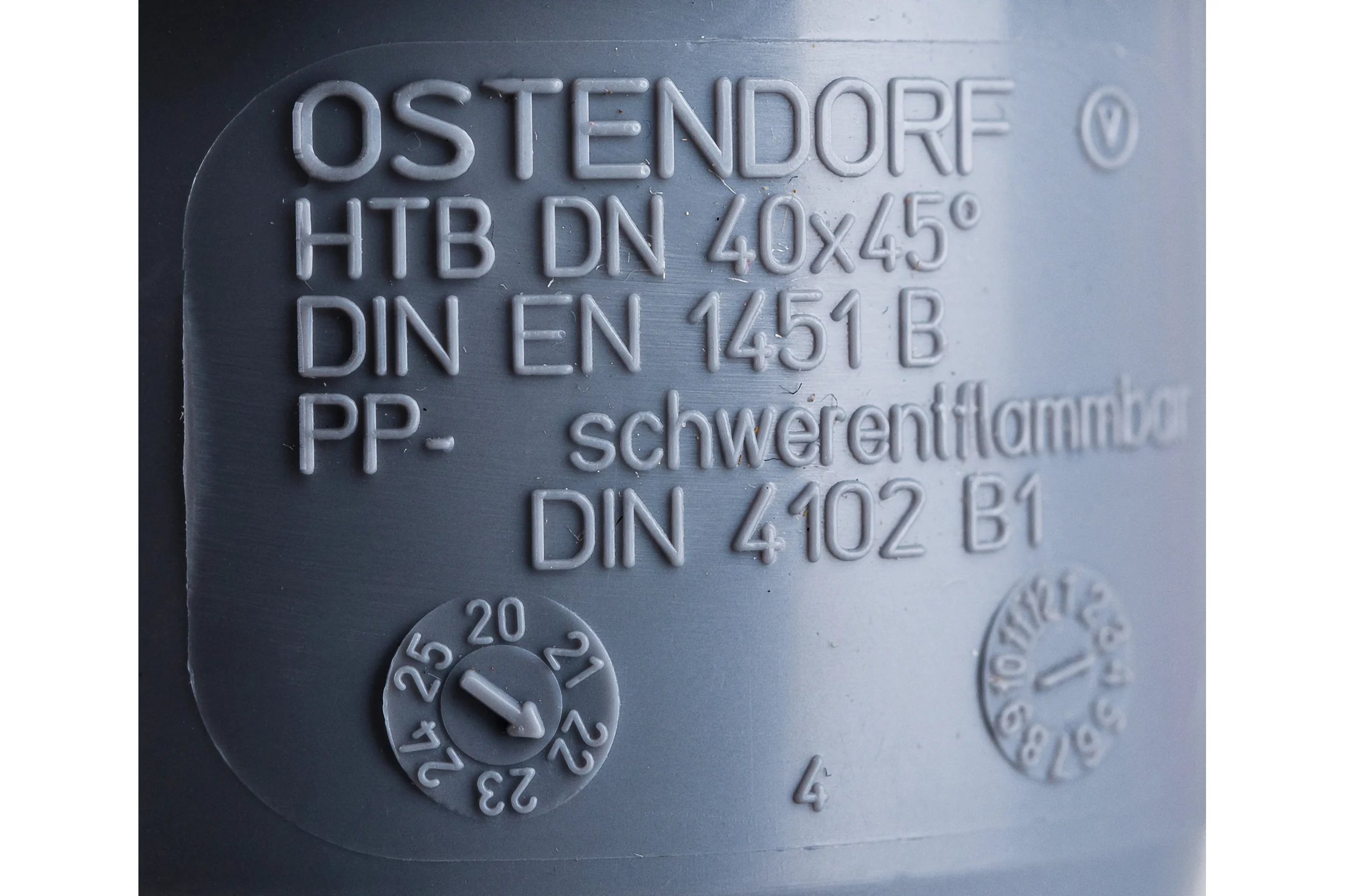 Отвод однораструбный (45°) HTB 40 Ostendorf 111120