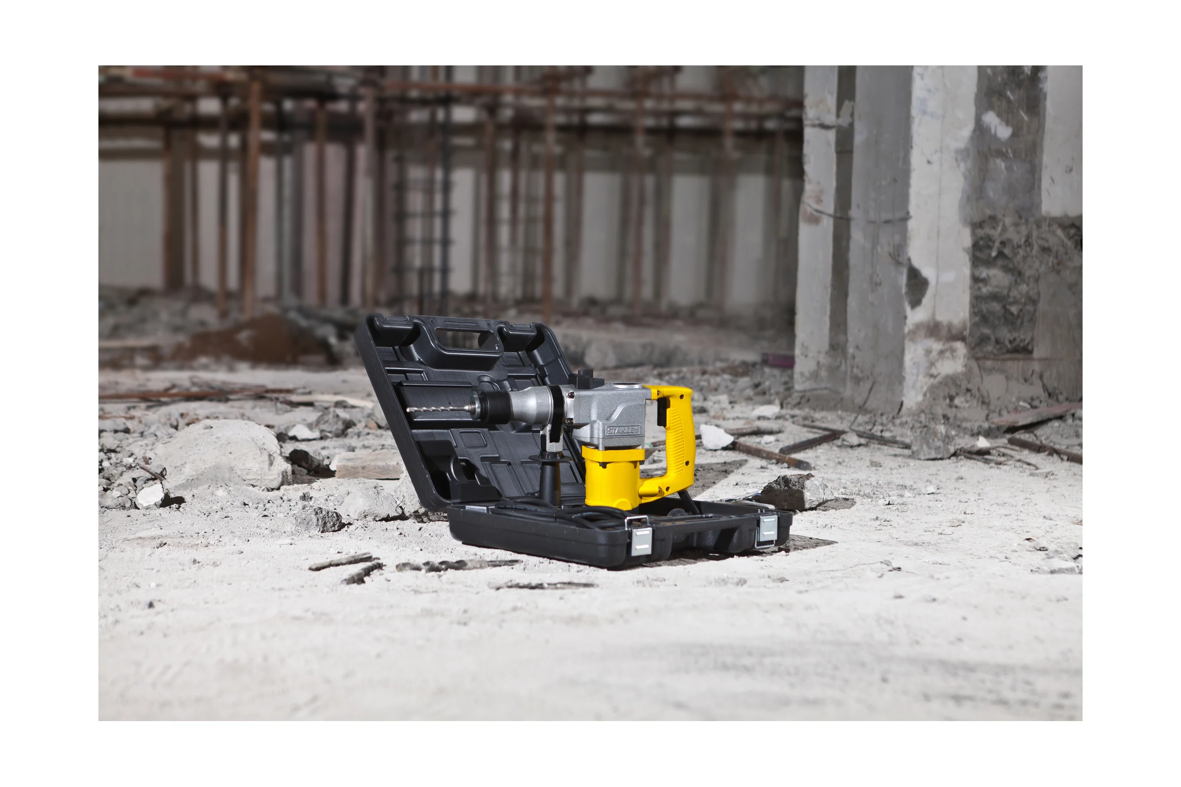 Перфоратор Stanley STHR272KS