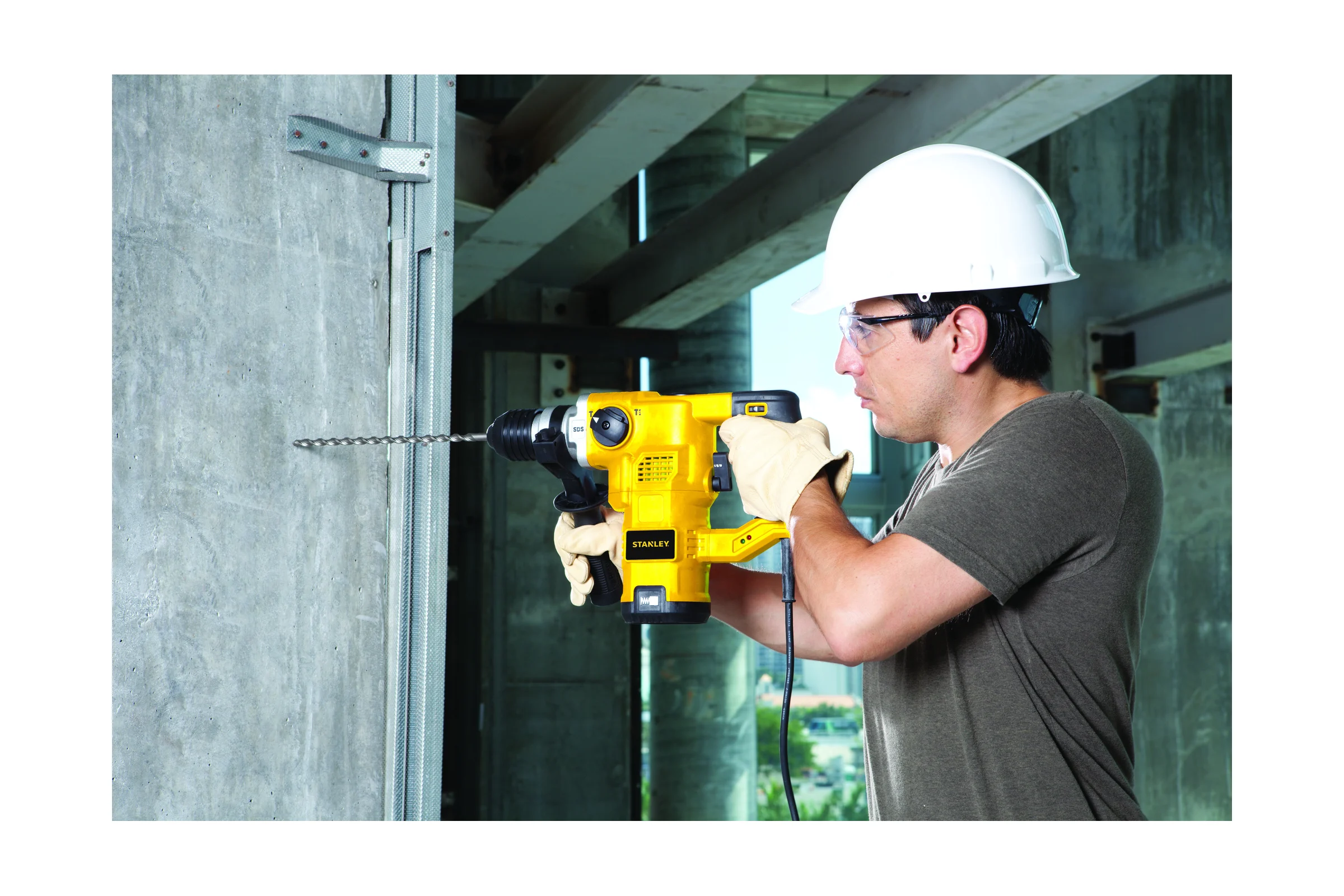Перфоратор Stanley STHR323K