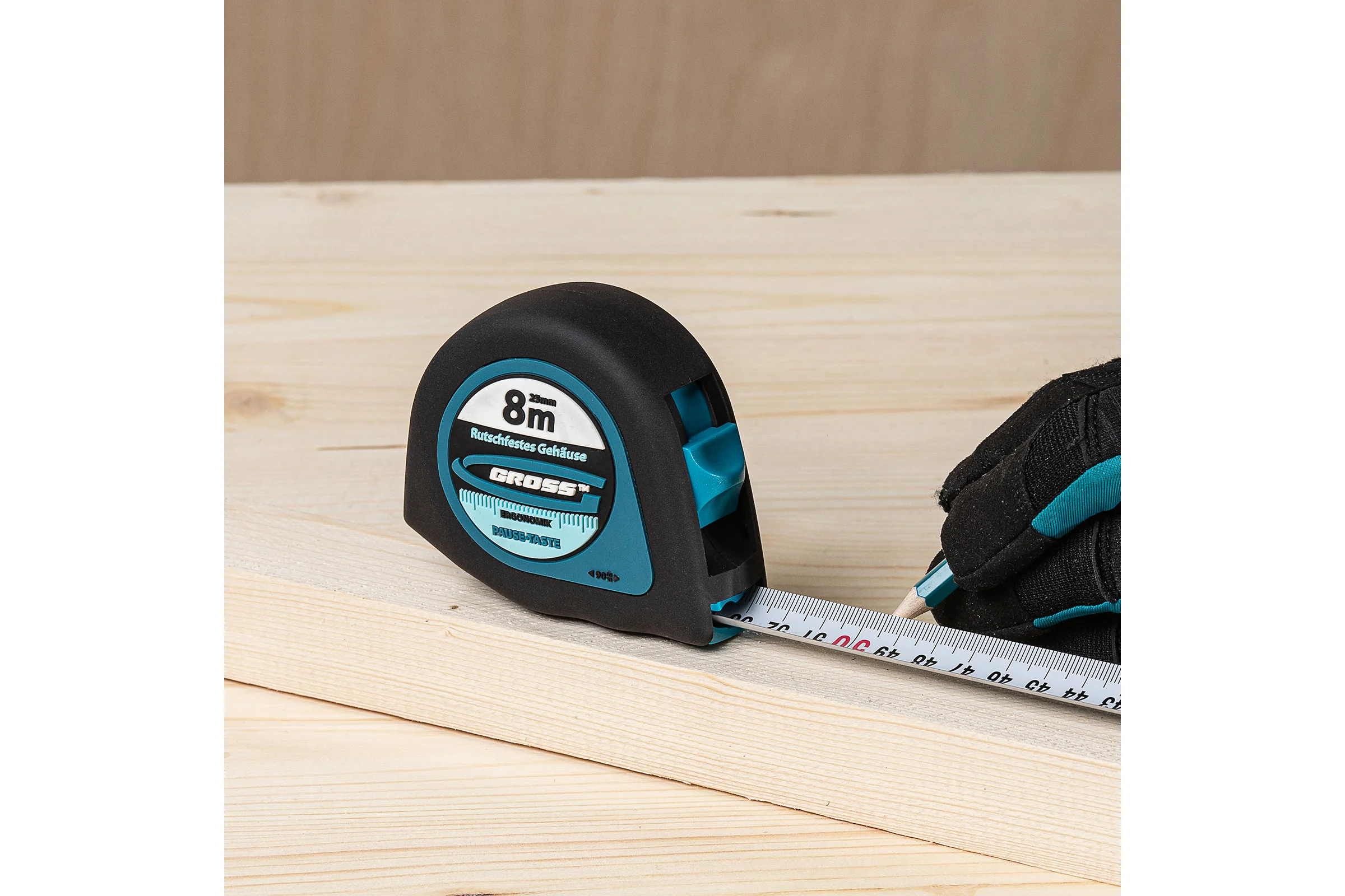 Рулетка GROSS Ergonomisch 8 м, 25 мм, магнитный обрезиненный зацеп 31104