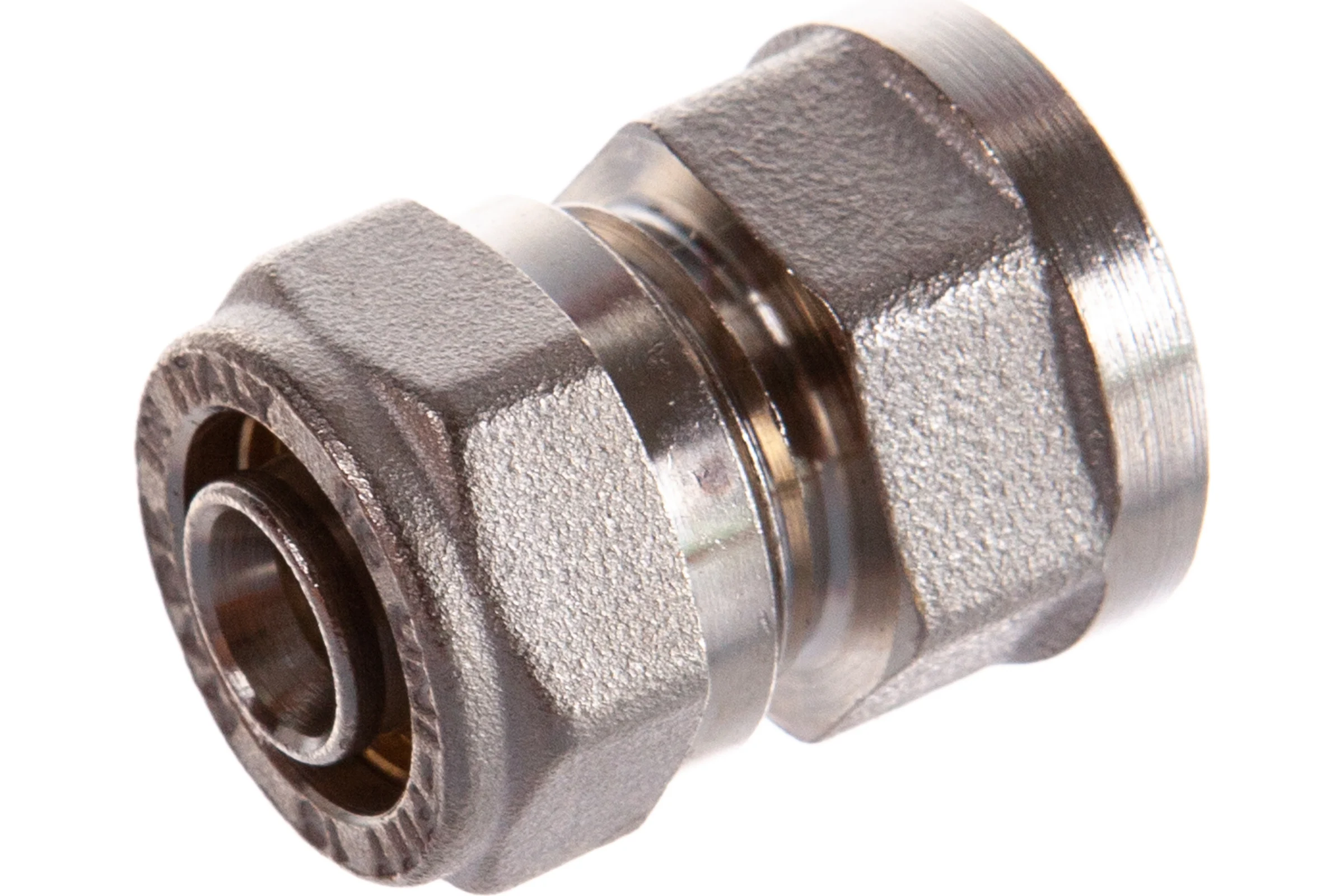 Обжимная муфта - В 16х1/2 никелированная Uni-Fitt 661N6200