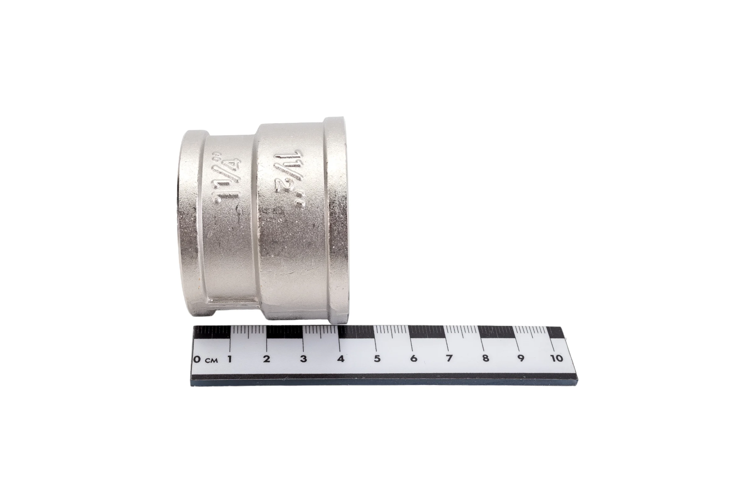 Переходная муфта Valtec 1 1/2"х1 1/4" внутренняя-внутренняя VTr.240.N.0807