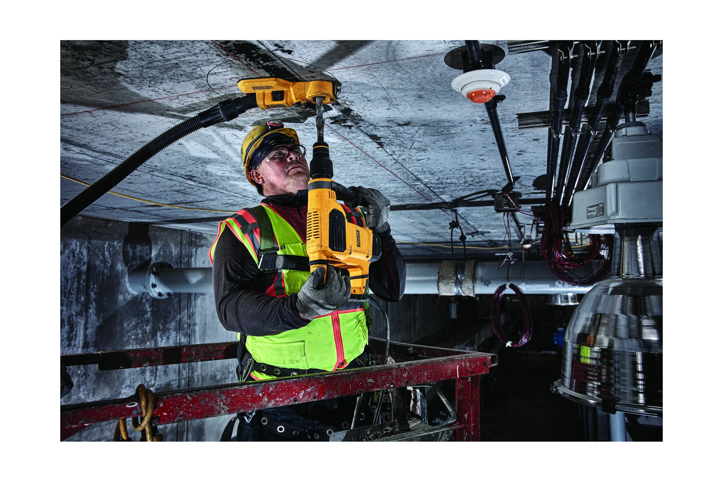Перфоратор DEWALT SDS-max D25481K