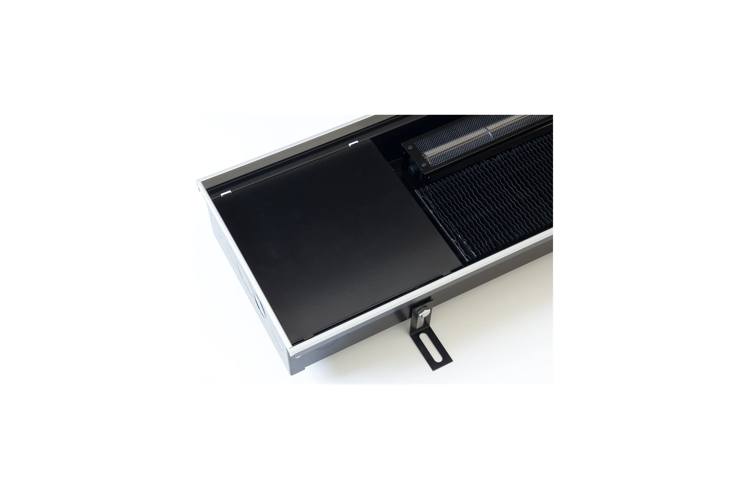 Внутрипольный конвектор KVZ с вентилятором с решеткой KVZ-Vent-230-80-2400-6V-UA/RRA-230-2400-A