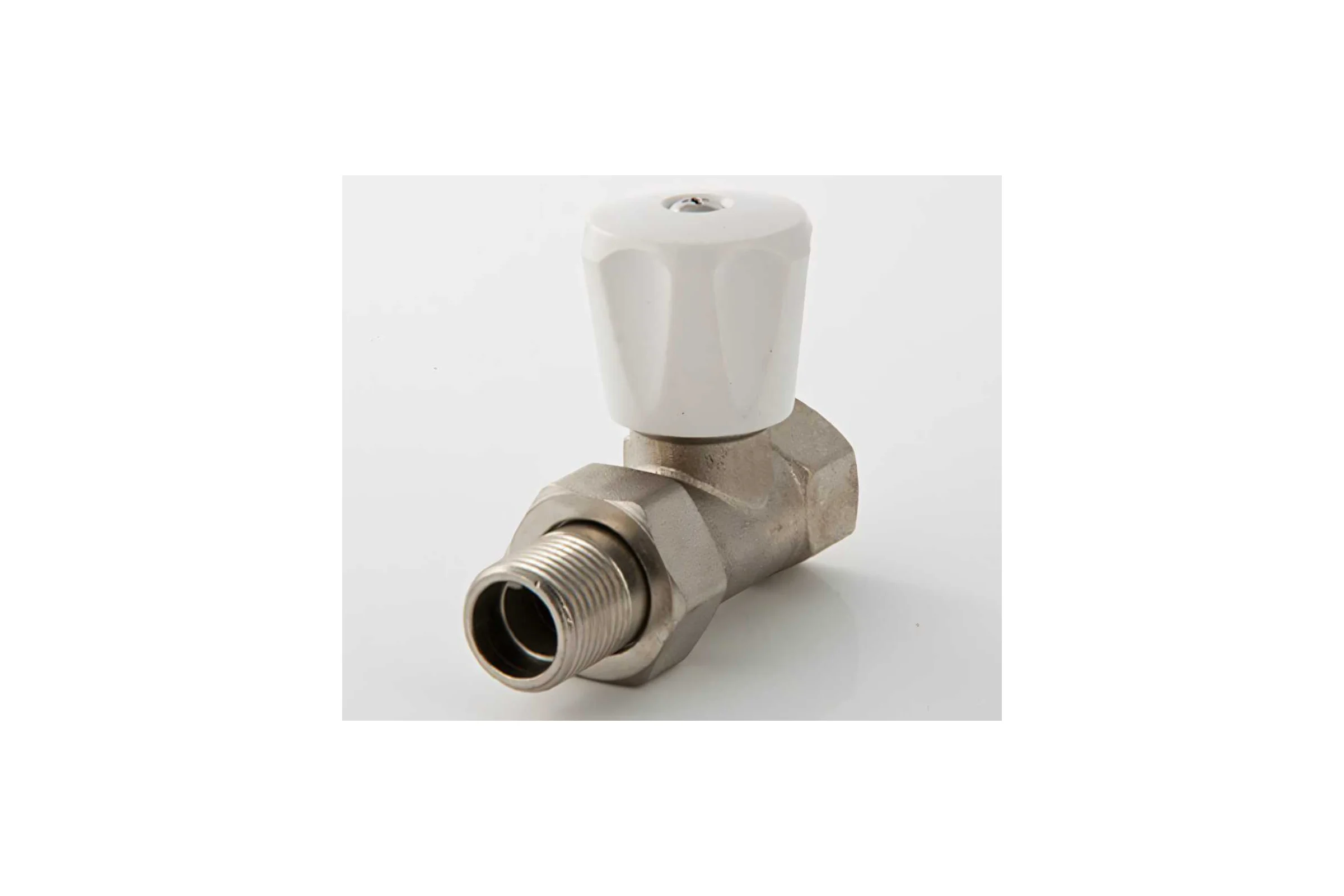 Прямой ручной компактный клапан 1/2 Valtec VT.008.LN.04