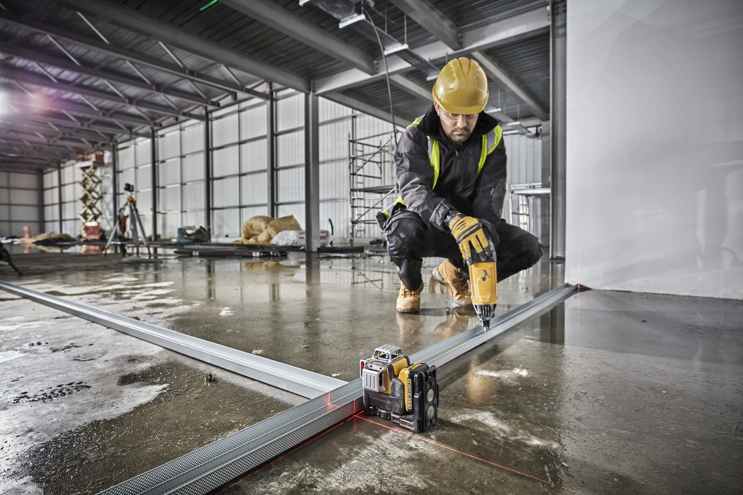 Самовыравнивающийся лазерный уровень DEWALT DCE089D1R