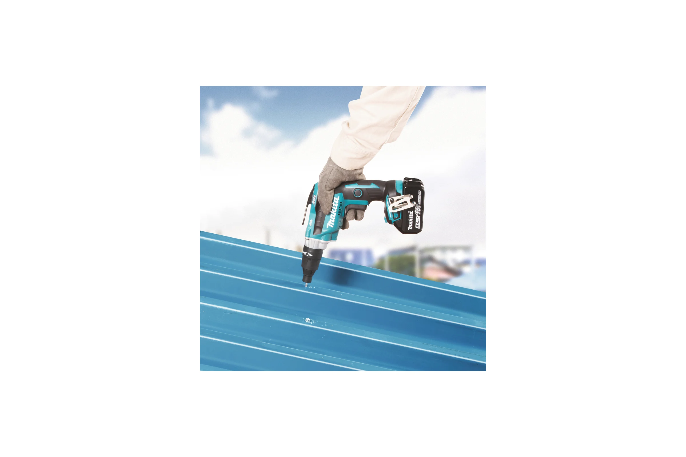 Аккумуляторный шуруповерт Makita DFS251Z
