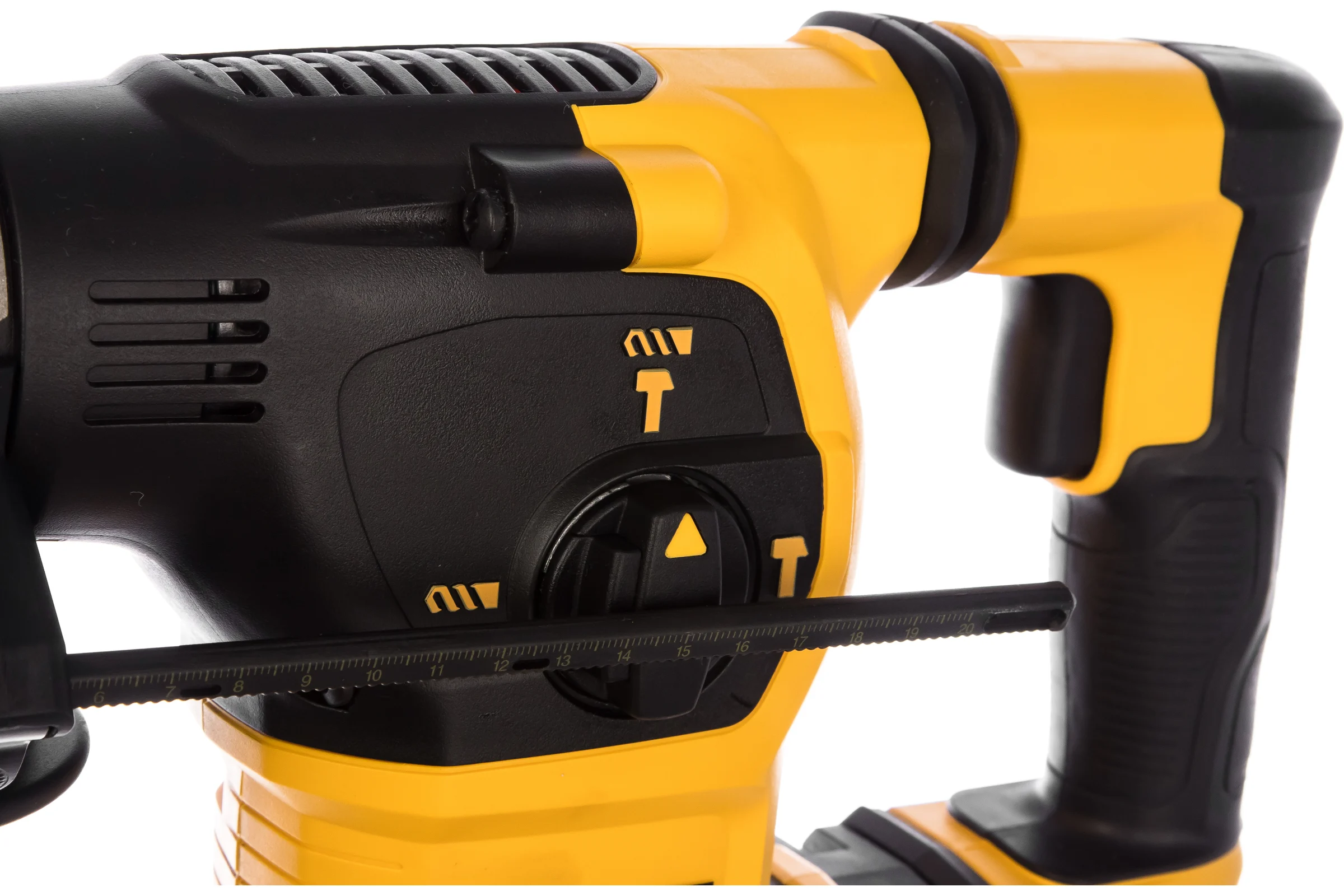 Перфоратор DEWALT D25333K
