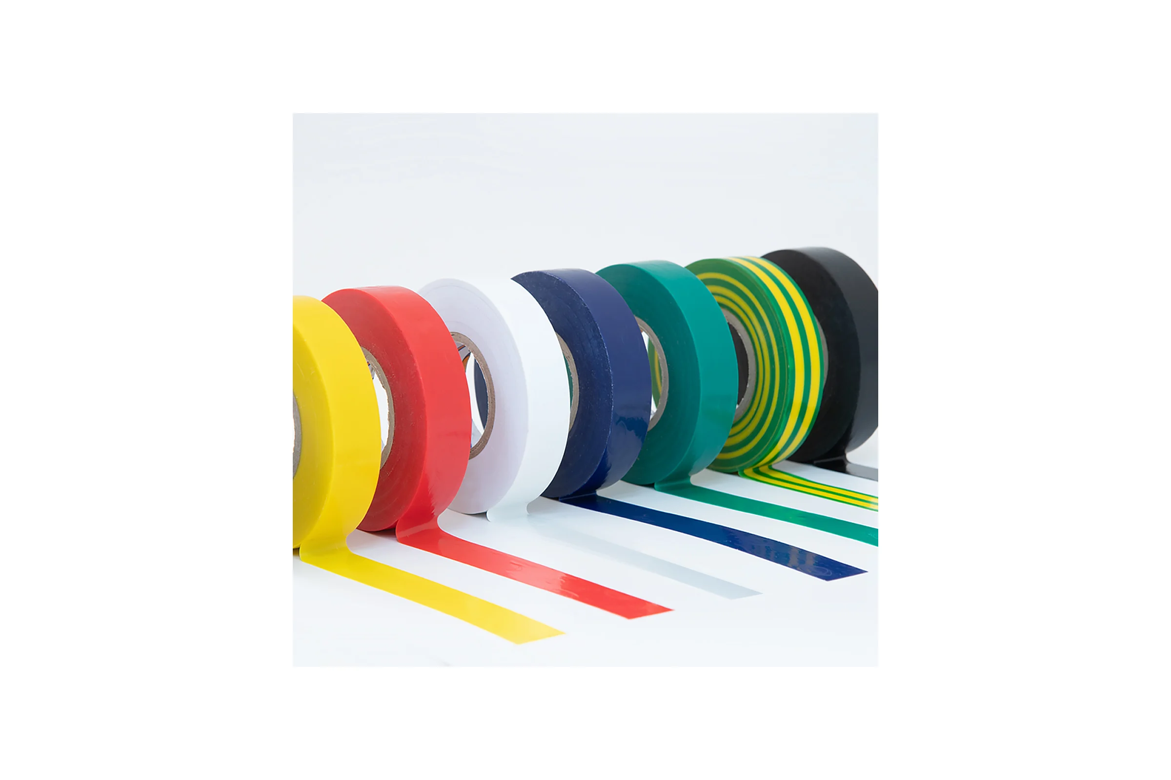 Профессиональная изолента AVIORA ПВХ, 19 мм, 20 м, белая 305-035