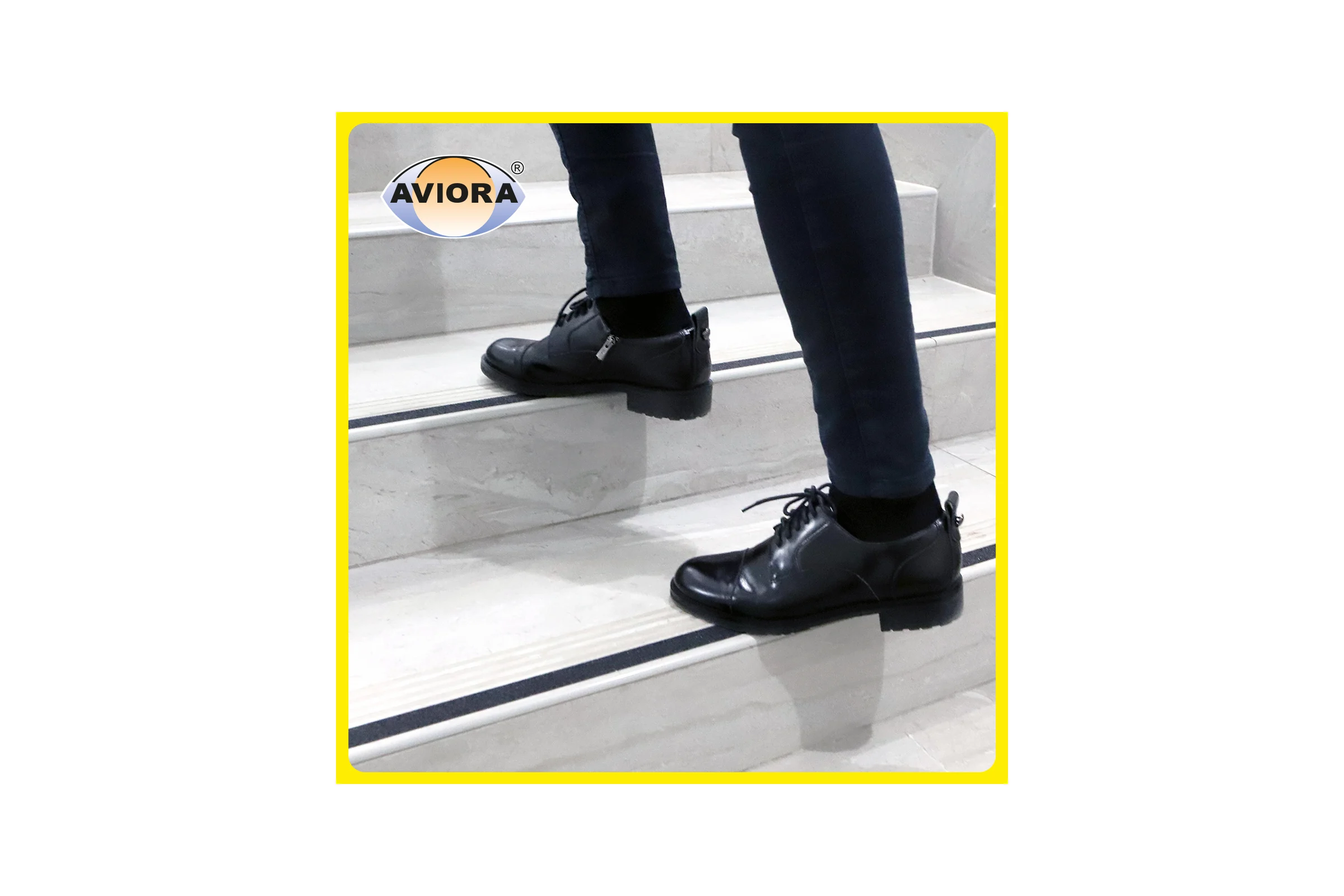 Противоскользящая клейкая лента AVIORA 25 мм, 5 м, черная 302-018