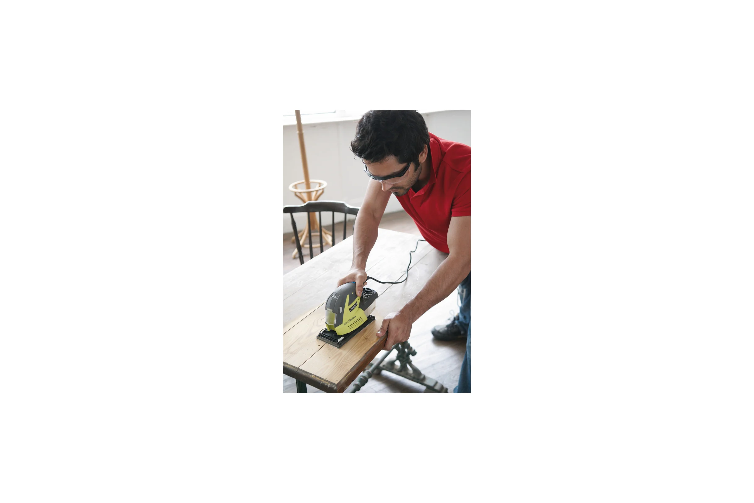 Универсальная шлифмашина Ryobi EMS180RVA30 5133000649