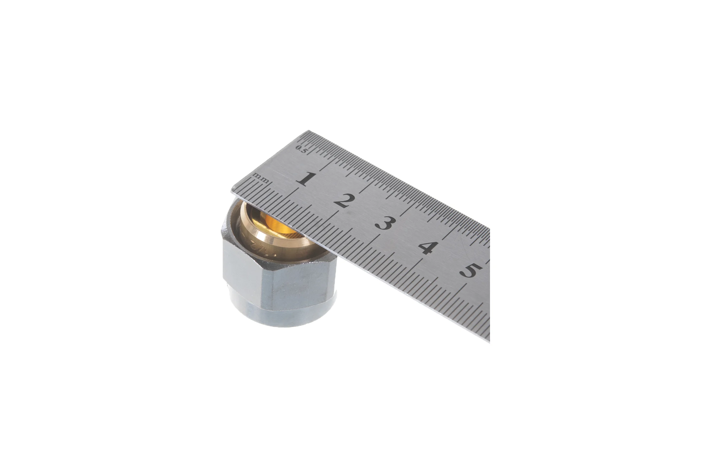 Концовка для пластиковых труб FAR 16х2,2 евроконус 1/2" FC 6075 58845