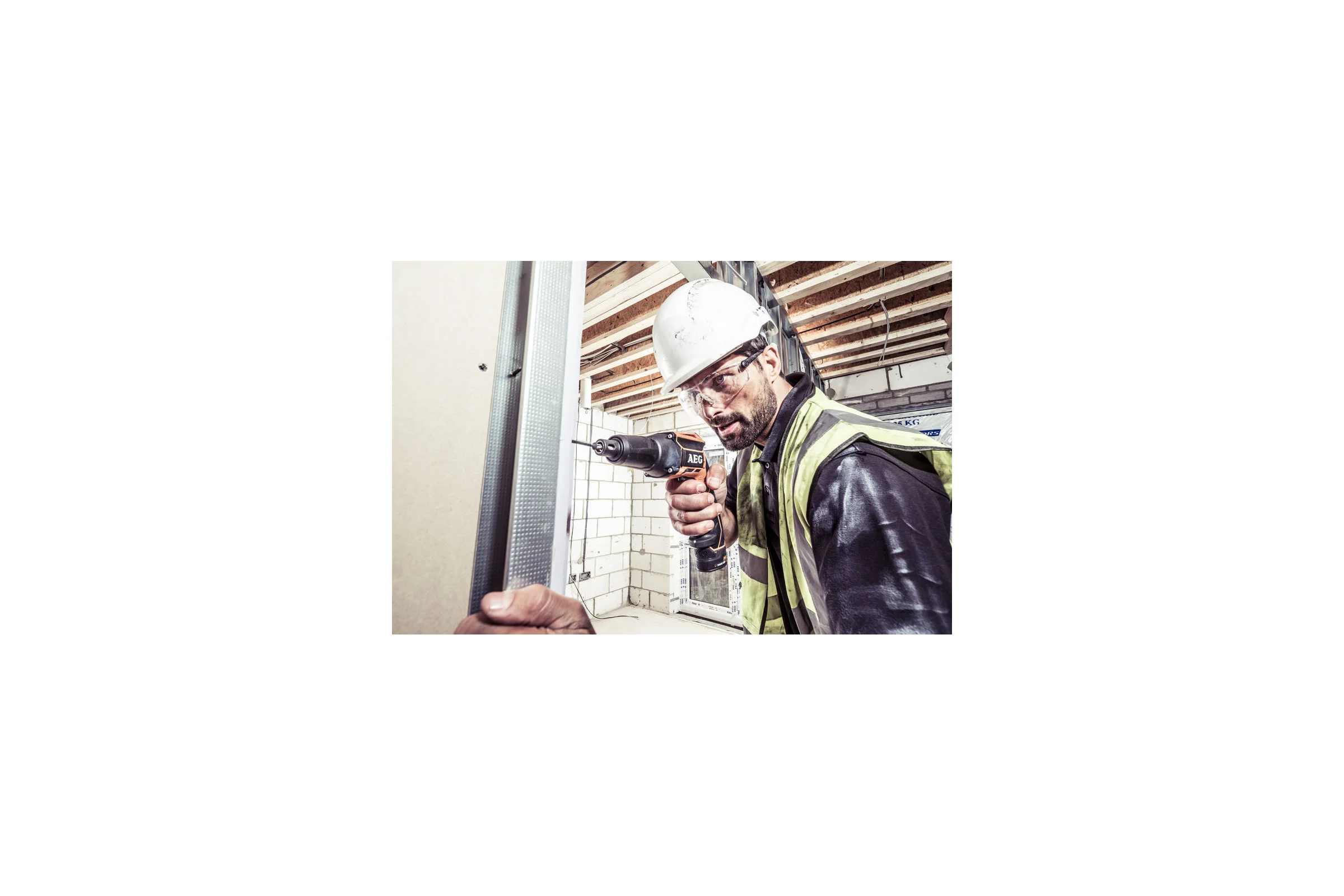 Шуруповерт для гипсокартона AEG BTS12C-0 4935459624
