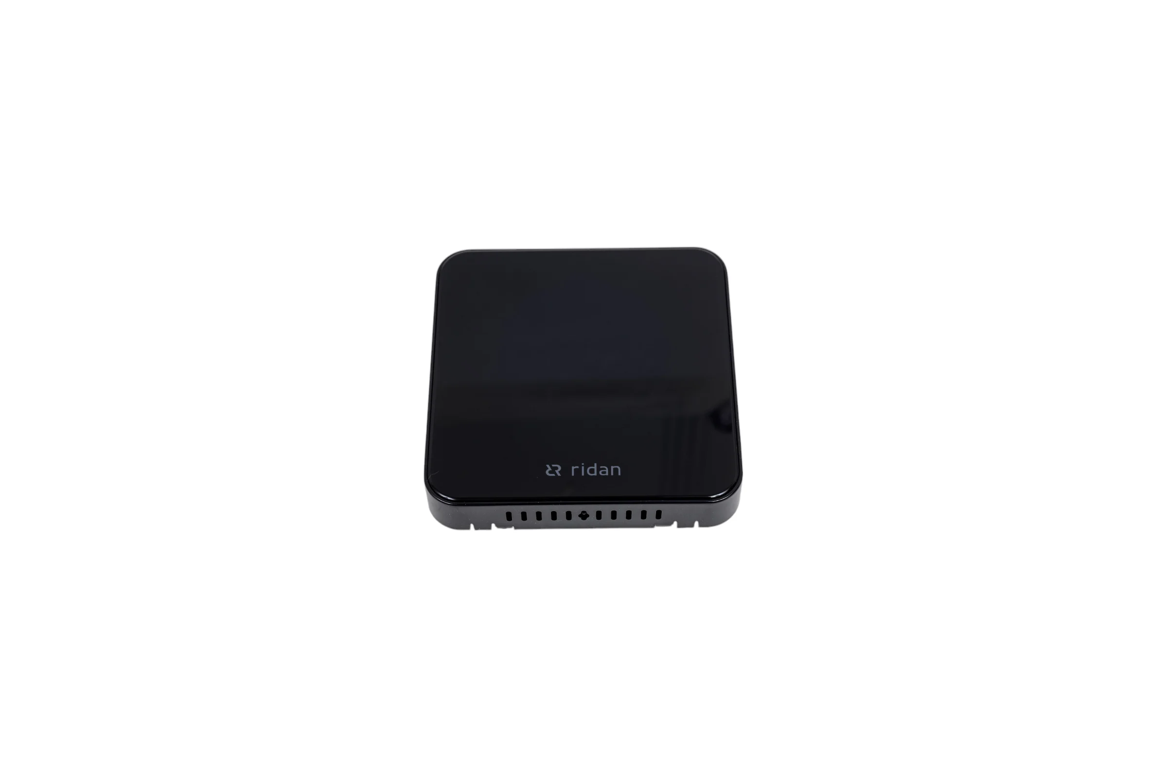 Комнатный термостат Ридан RSmart-FB с Wi-Fi подключением 230V, черный 088L1144R
