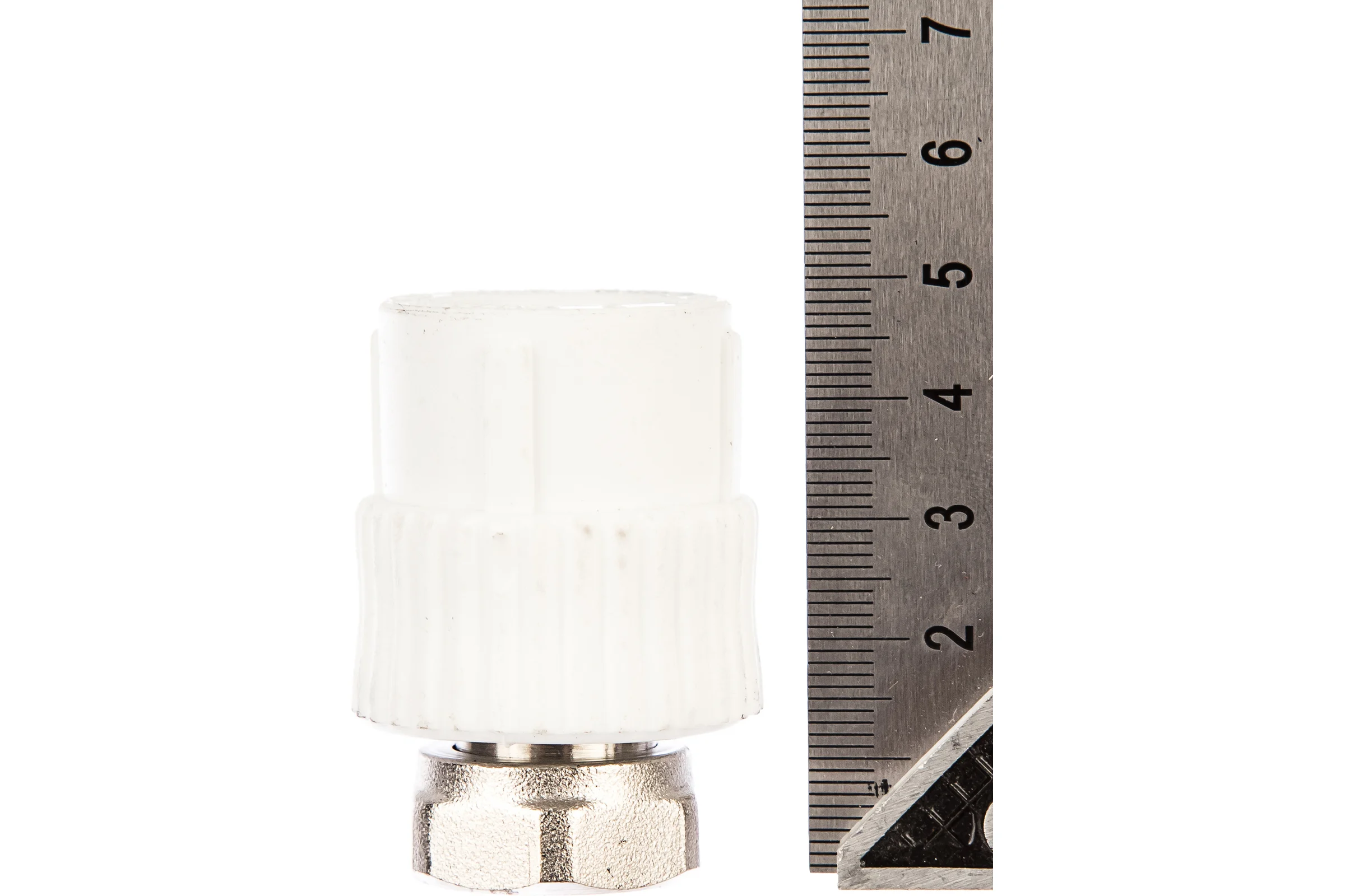 Муфта с накидной гайкой PRO AQUA PP-R белая d-20 мм 1/2" PA29008b