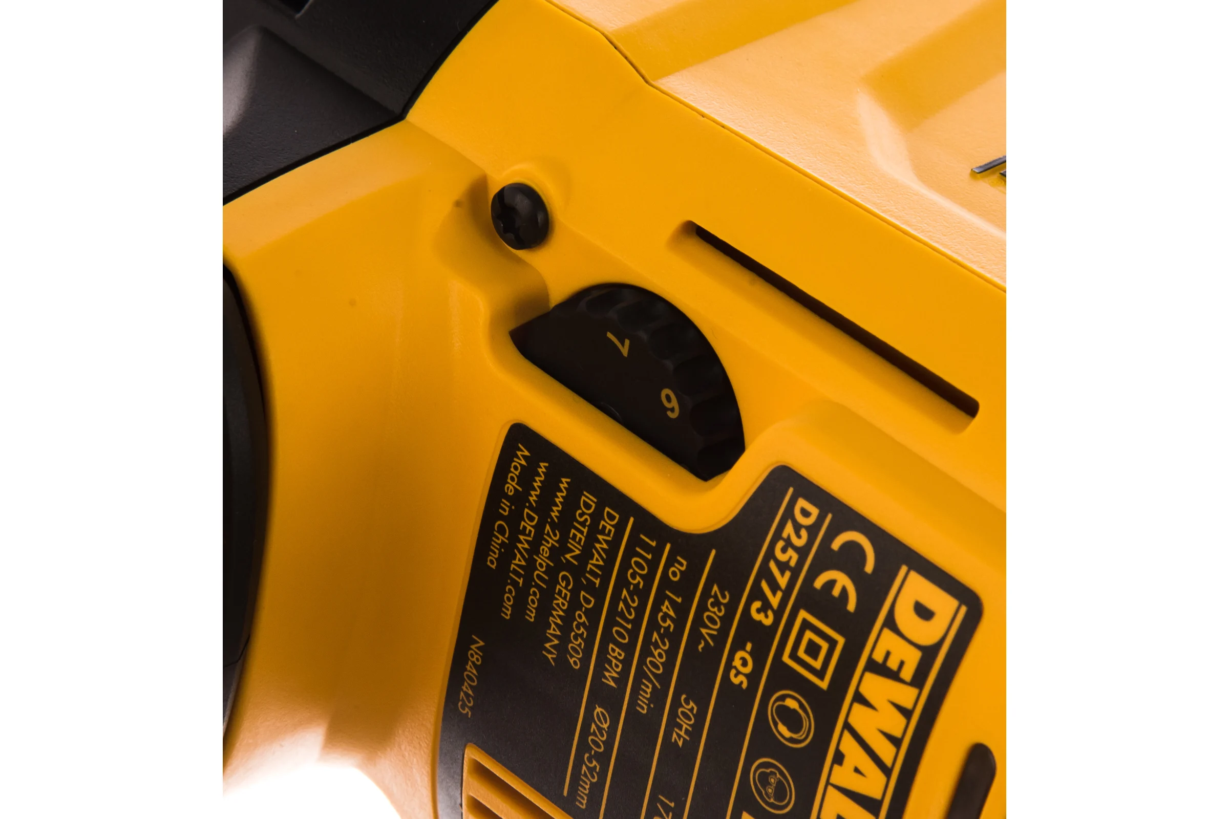 Перфоратор DEWALT D25773K