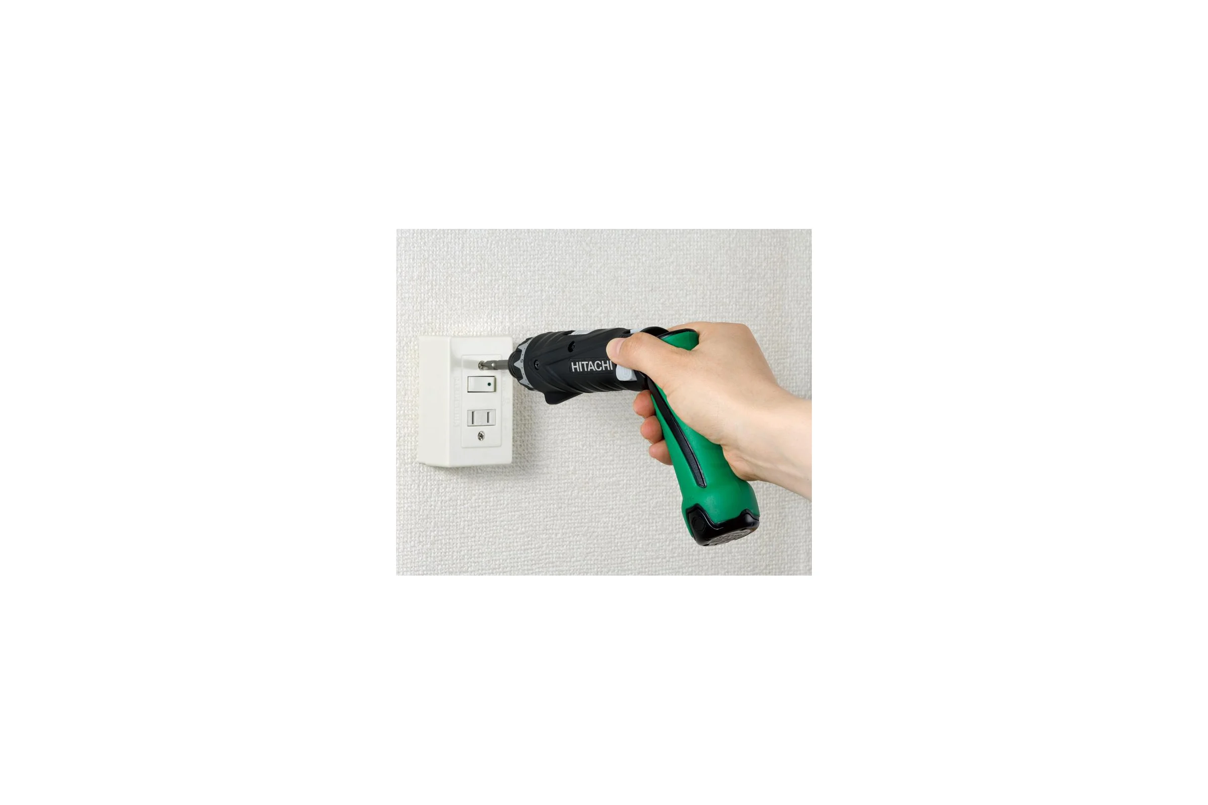Аккумуляторная отвертка Hitachi DB3DL2