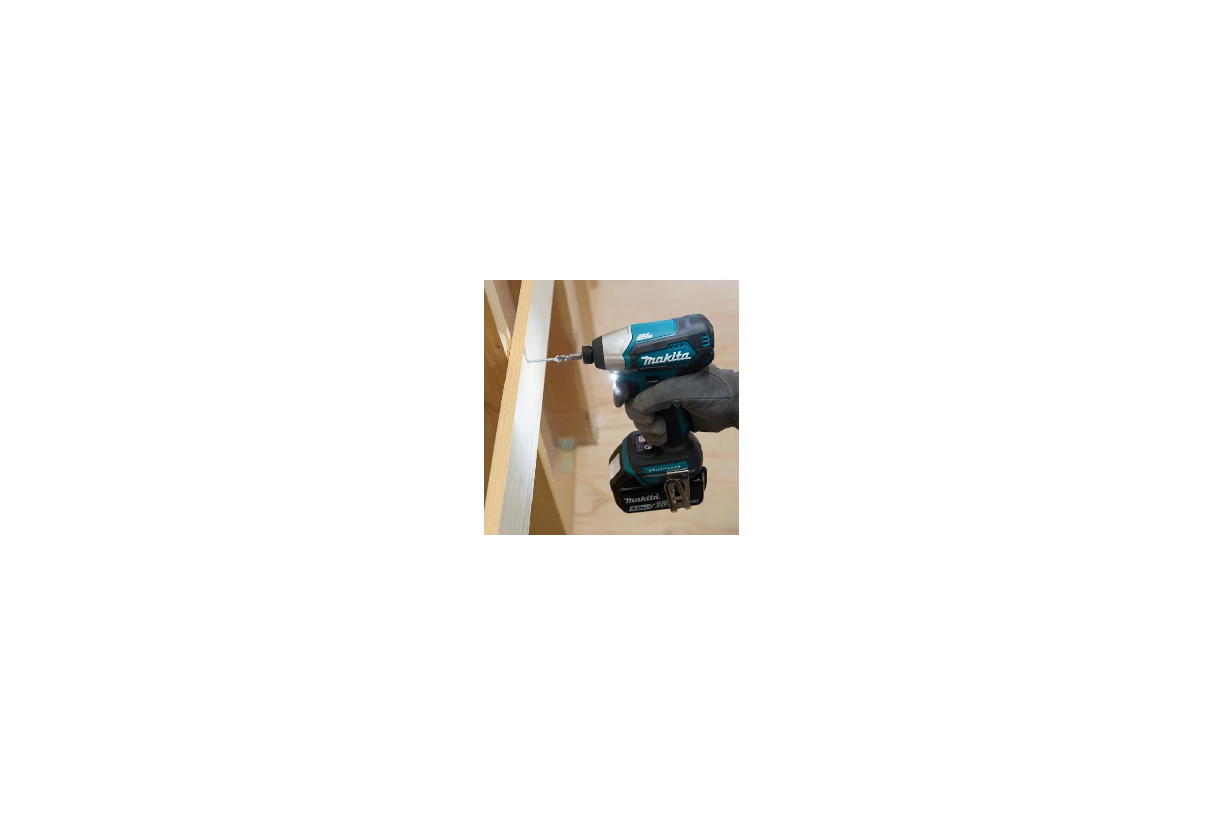 Аккумуляторный ударный шуруповерт Makita DTD155RFE