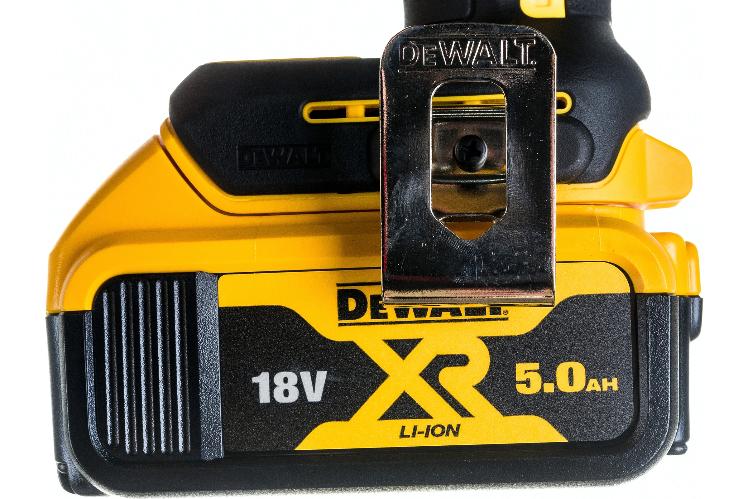 Бесщёточный импульсный шуруповерт Dewalt DCF887P2