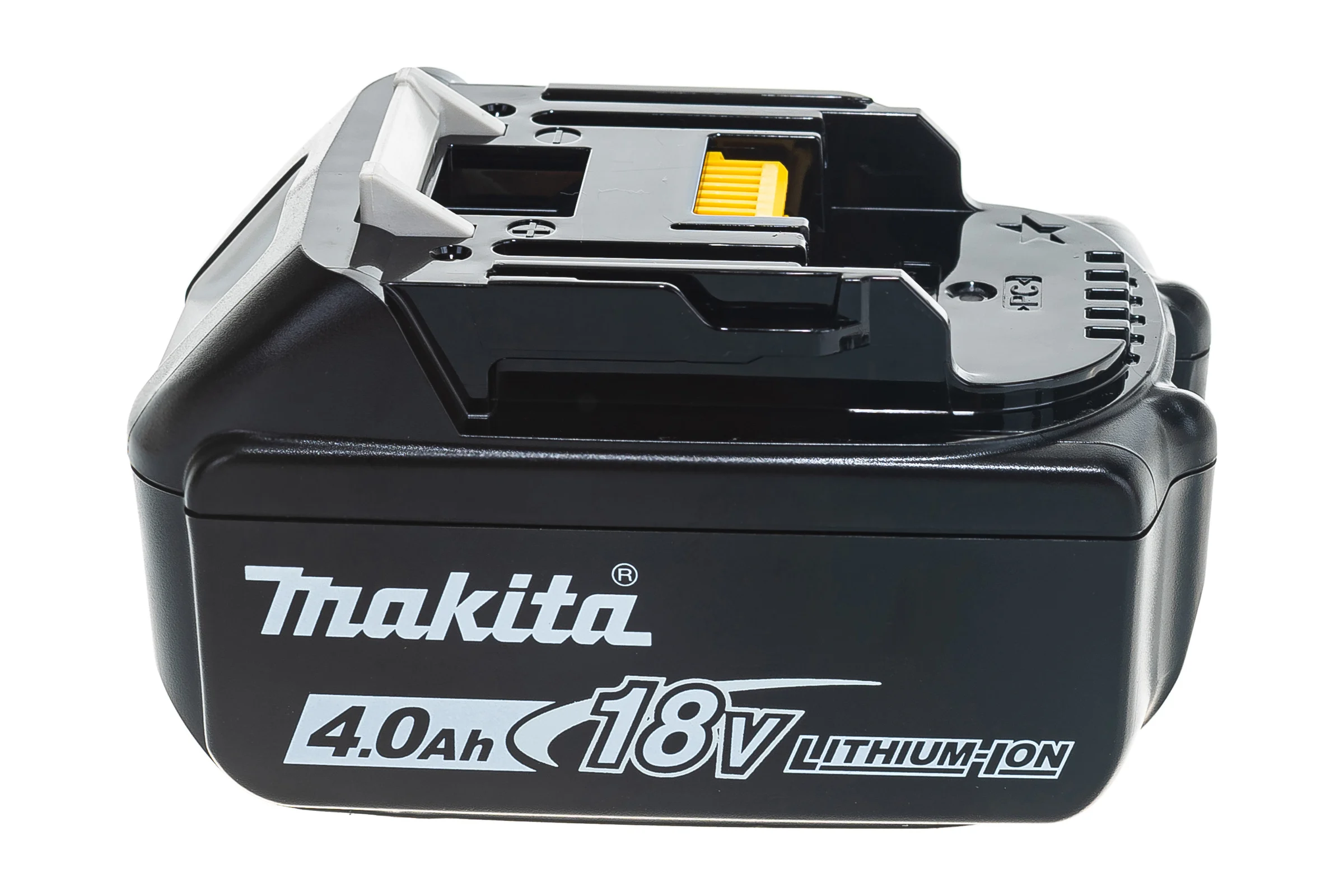 Набор аккумуляторов BL1840B 18В, 4.0 Ач + зарядное устройство DC18RC + кейс MakPac Makita 198310-8