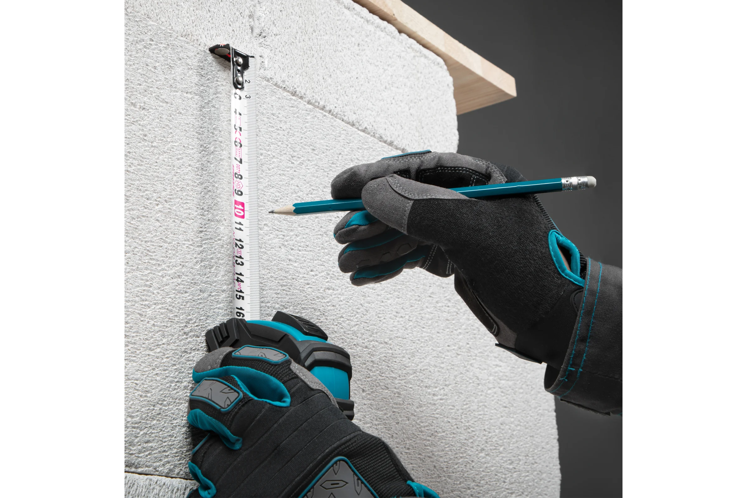 Рулетка Magnetisch, 5 м х 25 мм обрезиненный корпус,автоматическая фиксация GROSS 32572