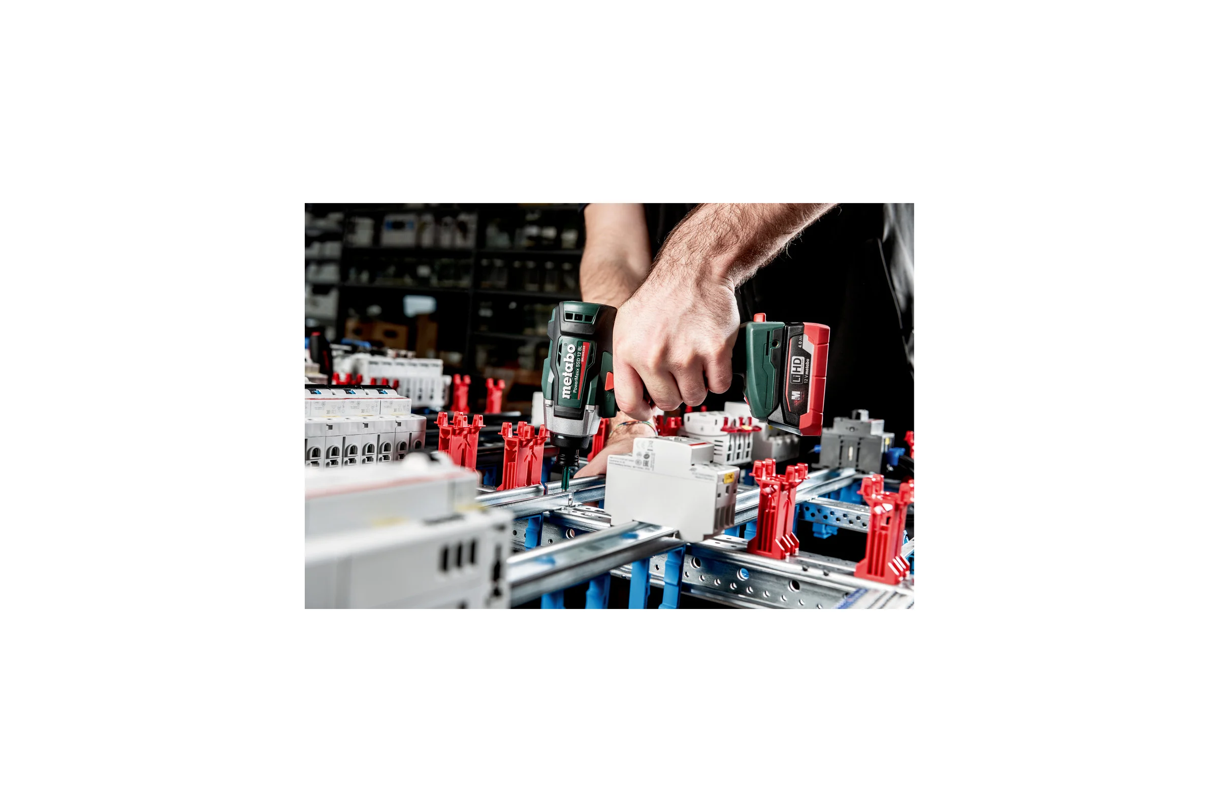 Аккумуляторный ударный гайковерт Metabo PowerMaxx SSD 12 BL 601115500