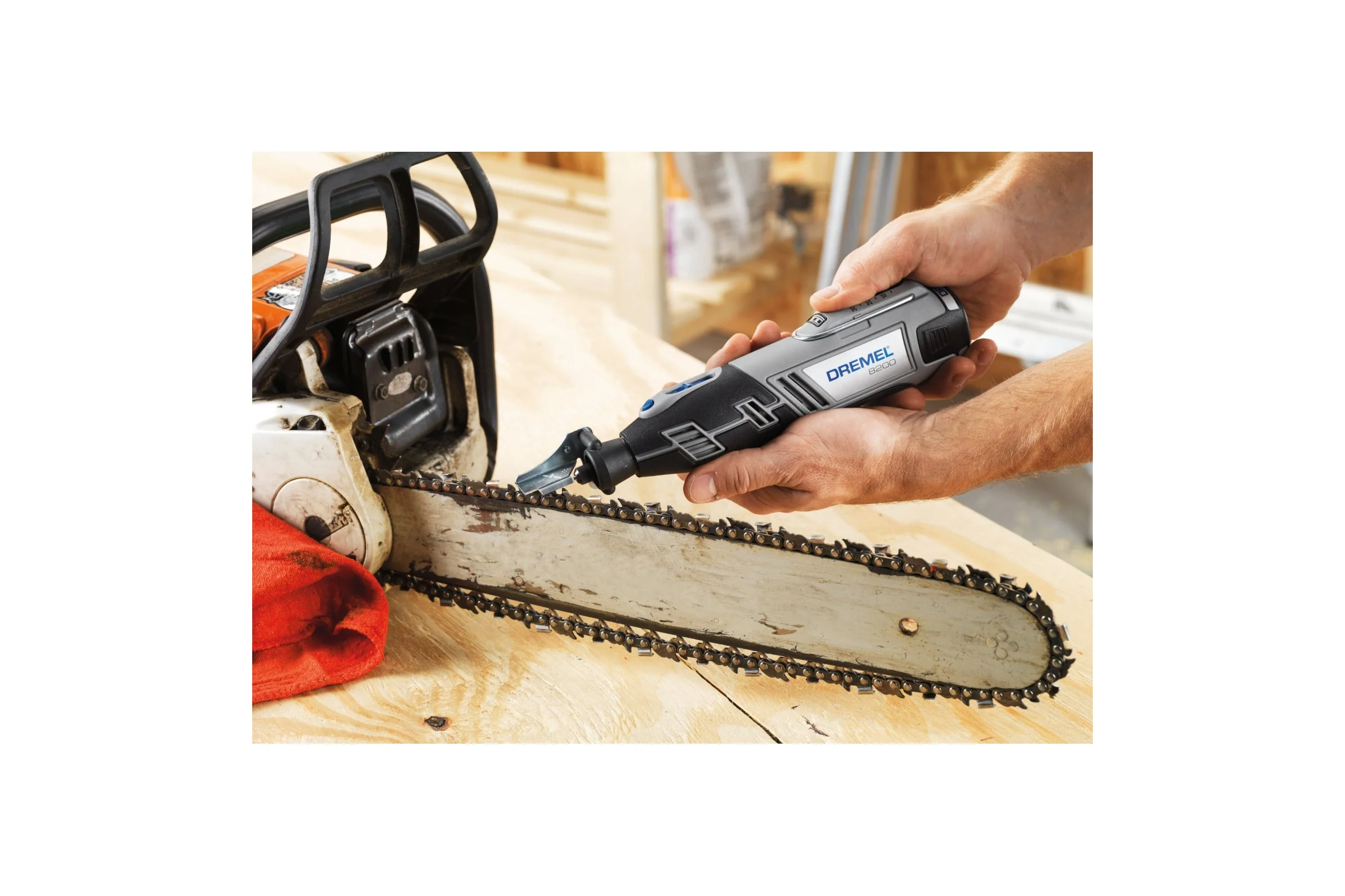 Аккумуляторный универсальный инструмент Dremel 8200 F0138200JC