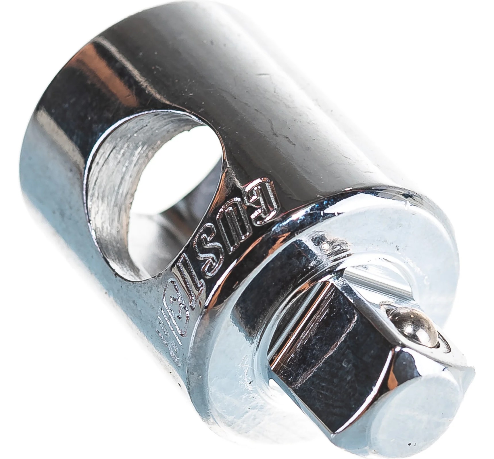Адаптер с отверстием под вороток (3/8"M х 1/2"F) CUSTOR 6804003