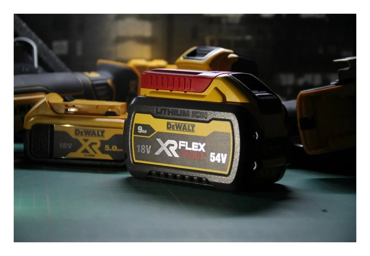 АККУМУЛЯТОР Dewalt 3 X18V-9.0AH-162WH N491552