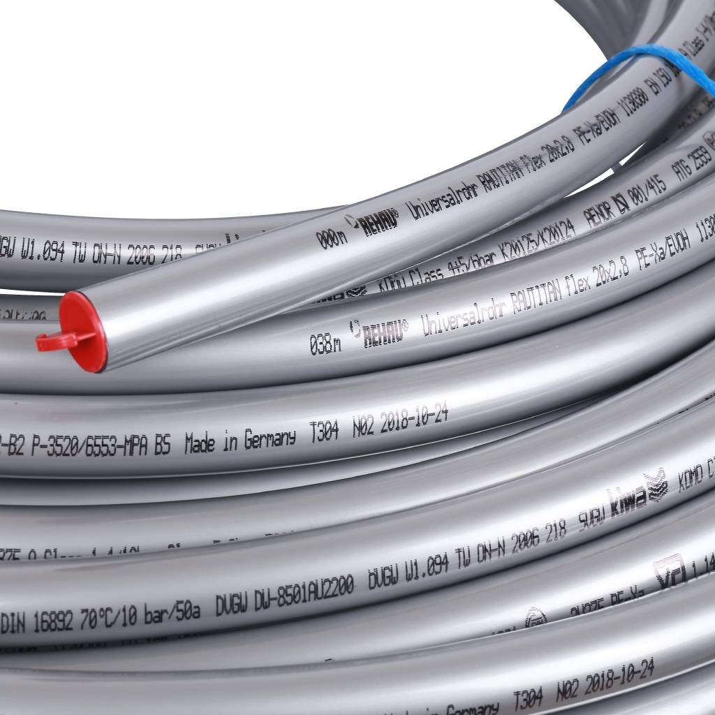 Труба универсальная РЕХАУ RAUTITAN flex 20х2.8 мм, бухта 100 м из сшитого полиэтилена PEX, 11303801100